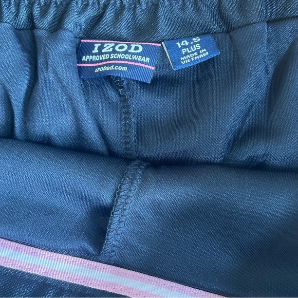 NWT IZOD Girls Plus Size 14.5 Navy Pleated School Uniform Skirt - Picture 7 of 8